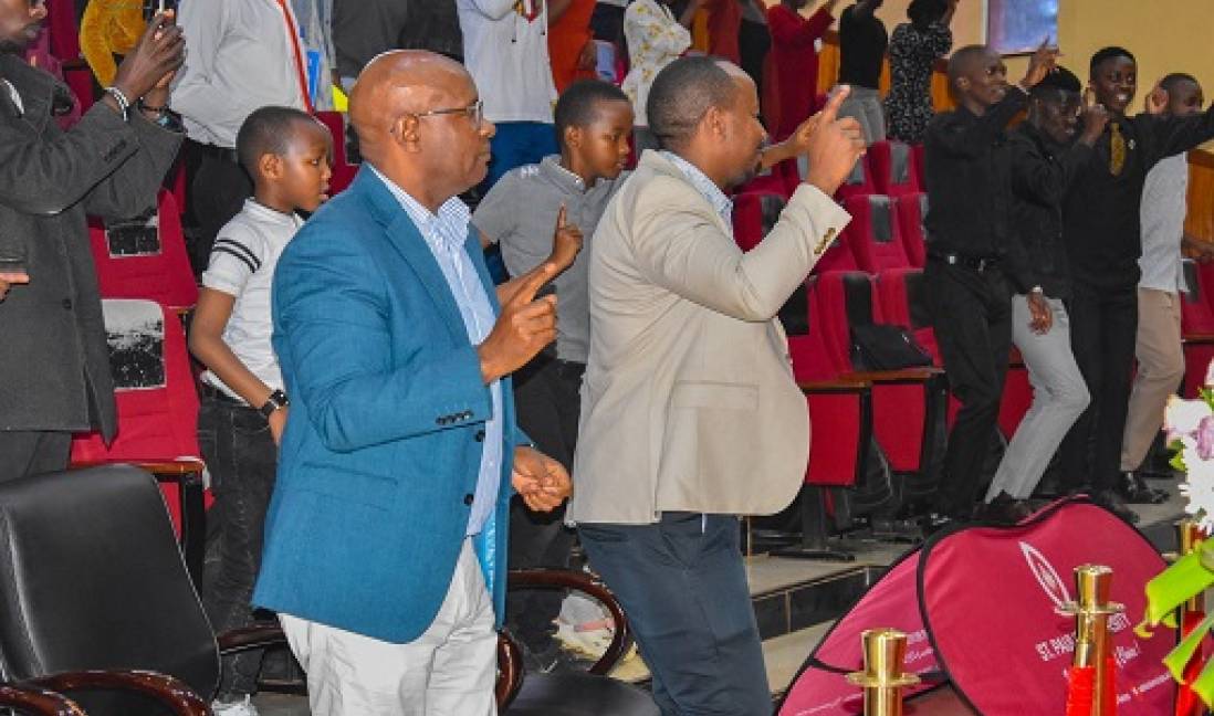 Ushering the New Week in Style: SPU Hosts NTV CrossOver Service
